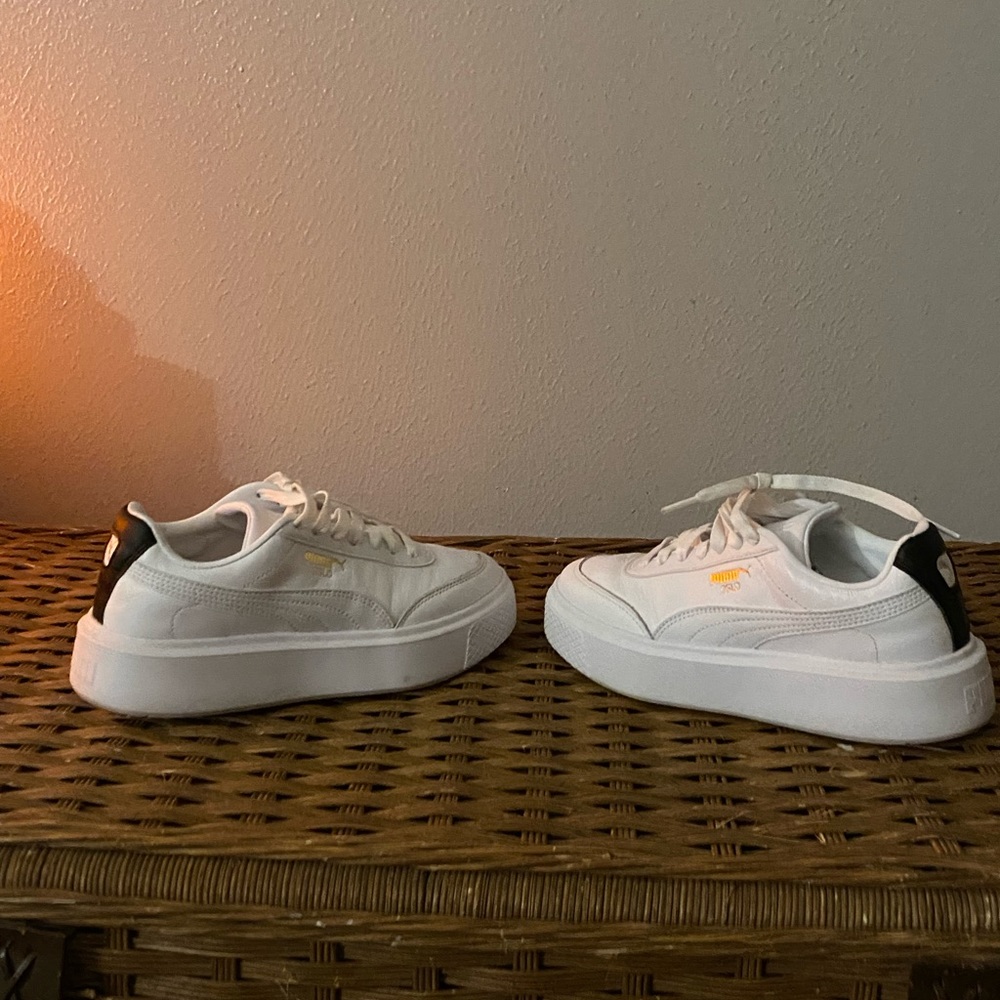 Puma Oslo platform sneakers